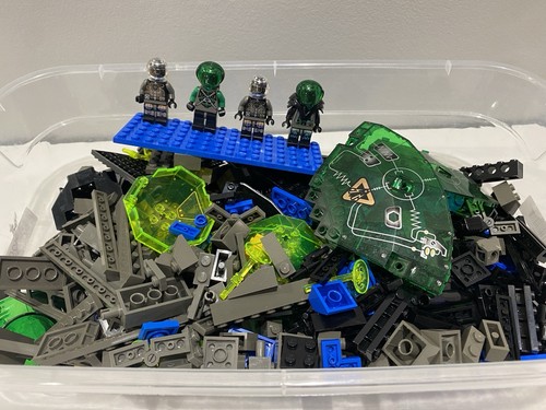 Lego space 6977 - lego,